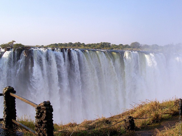 Victoria-Falls-09