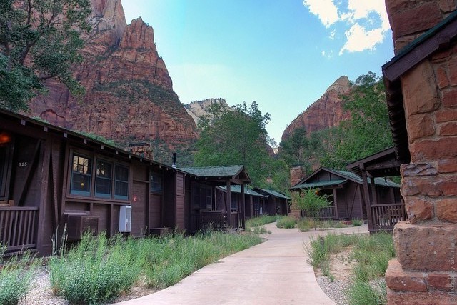 Zion-Lodge-08