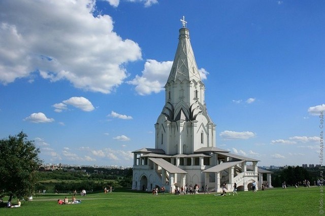 cerkov-vozneseniya-v-kolomenskom-01