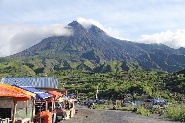 vulkan-merapi-01