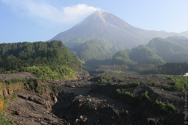 vulkan-merapi-05