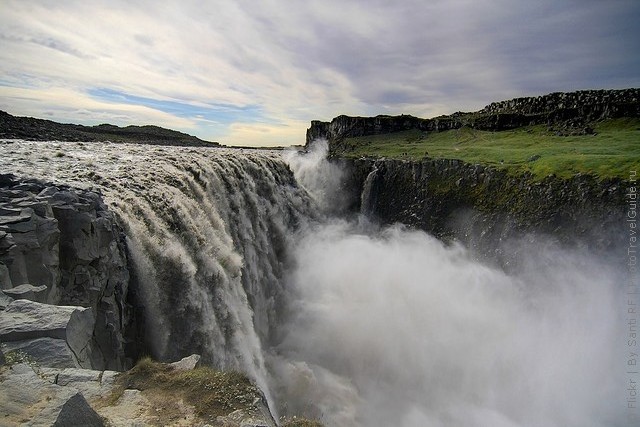 vodopad-dettifoss-01