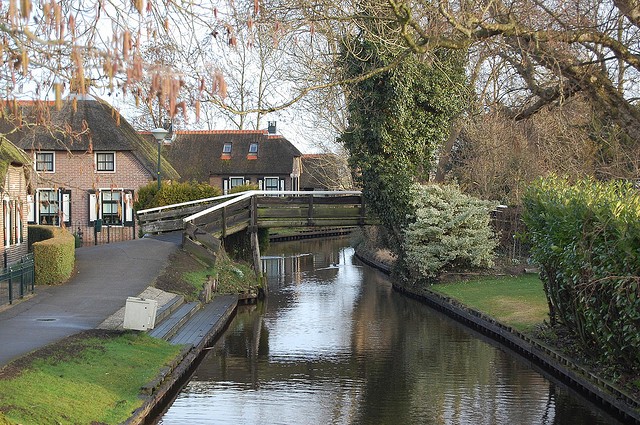 derevnya-giethoorn-02