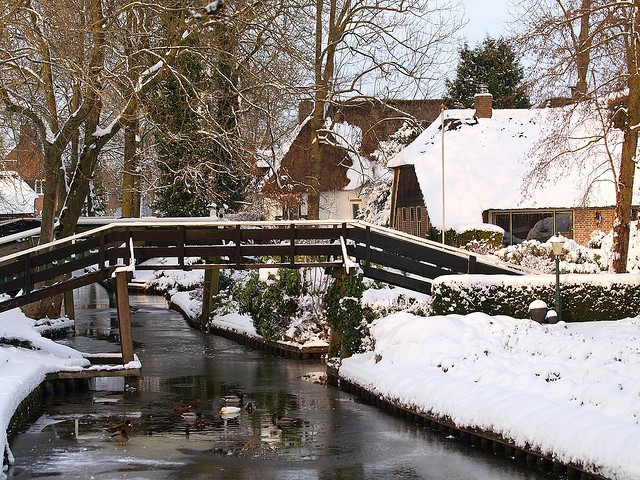 derevnya-giethoorn-18