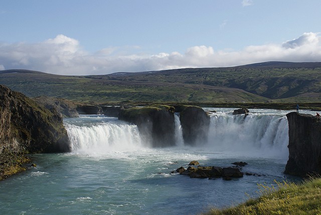 vodopad-godafoss-03