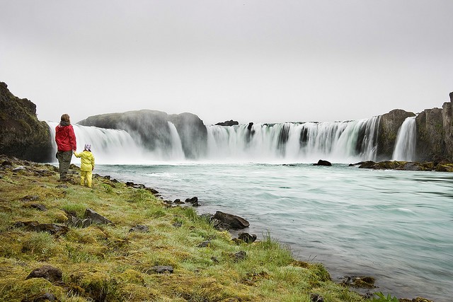 vodopad-godafoss-04