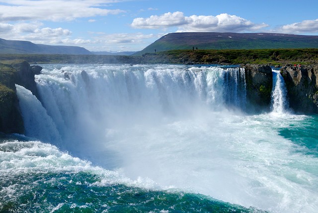 vodopad-godafoss-05