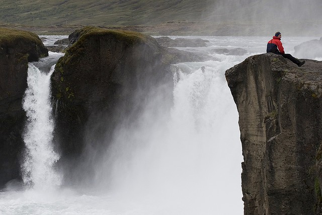 vodopad-godafoss-08