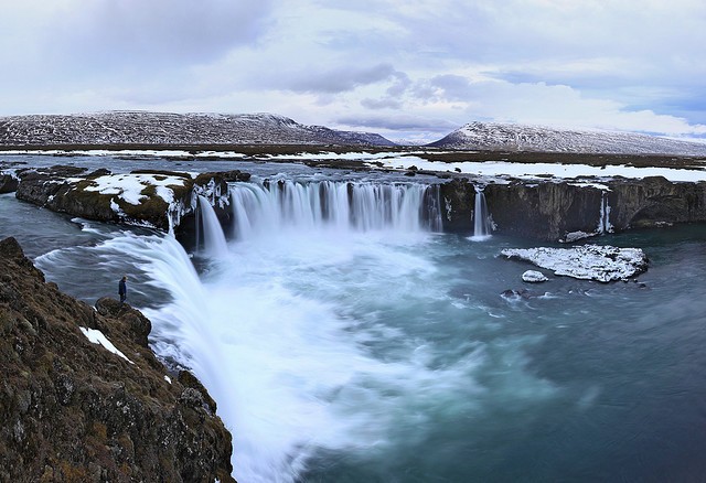 vodopad-godafoss-10