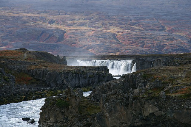 vodopad-godafoss-14