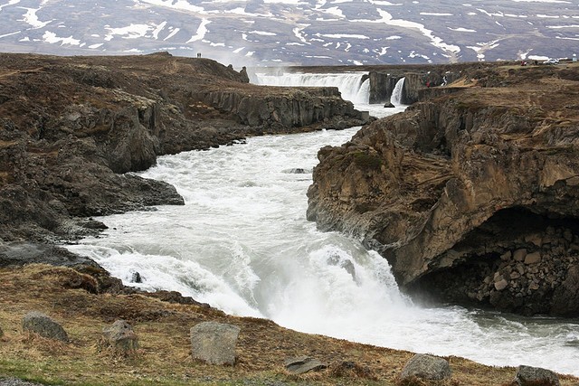 vodopad-godafoss-15