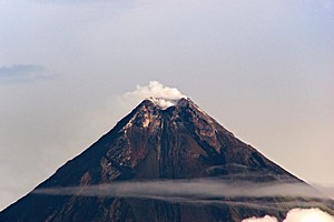 Вулкан Майон (Mayon)