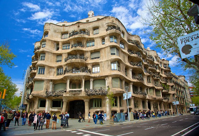 dom-la-pedrera-1