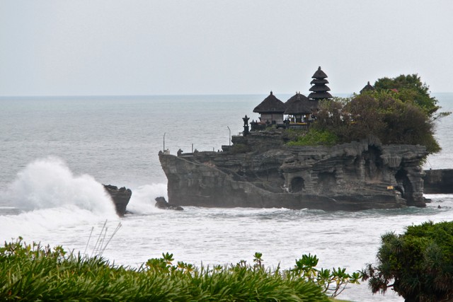 pura-tanah-lot-1