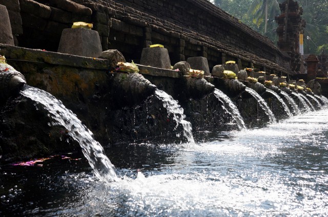 tirta-empul-1