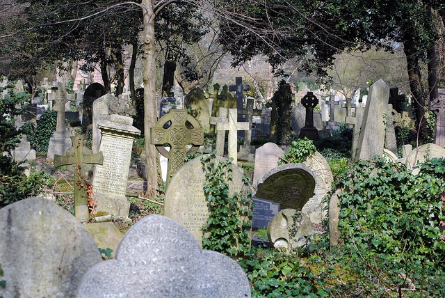 highgate-cemetery-14