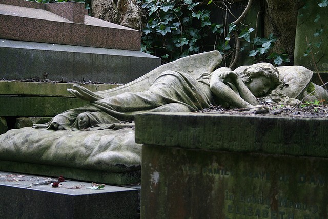 highgate-cemetery-19