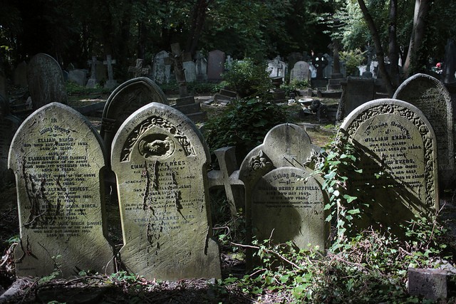 highgate-cemetery-20