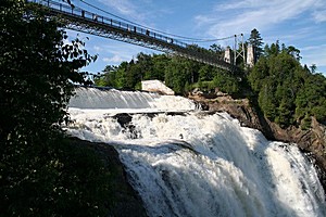 Водопад Монморанси в Канаде