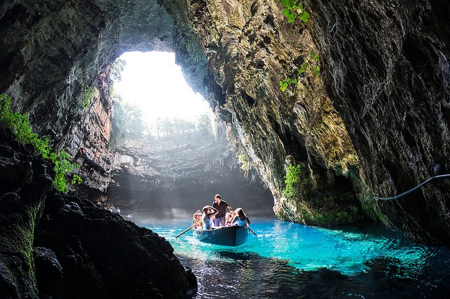 ozero-melissani-10