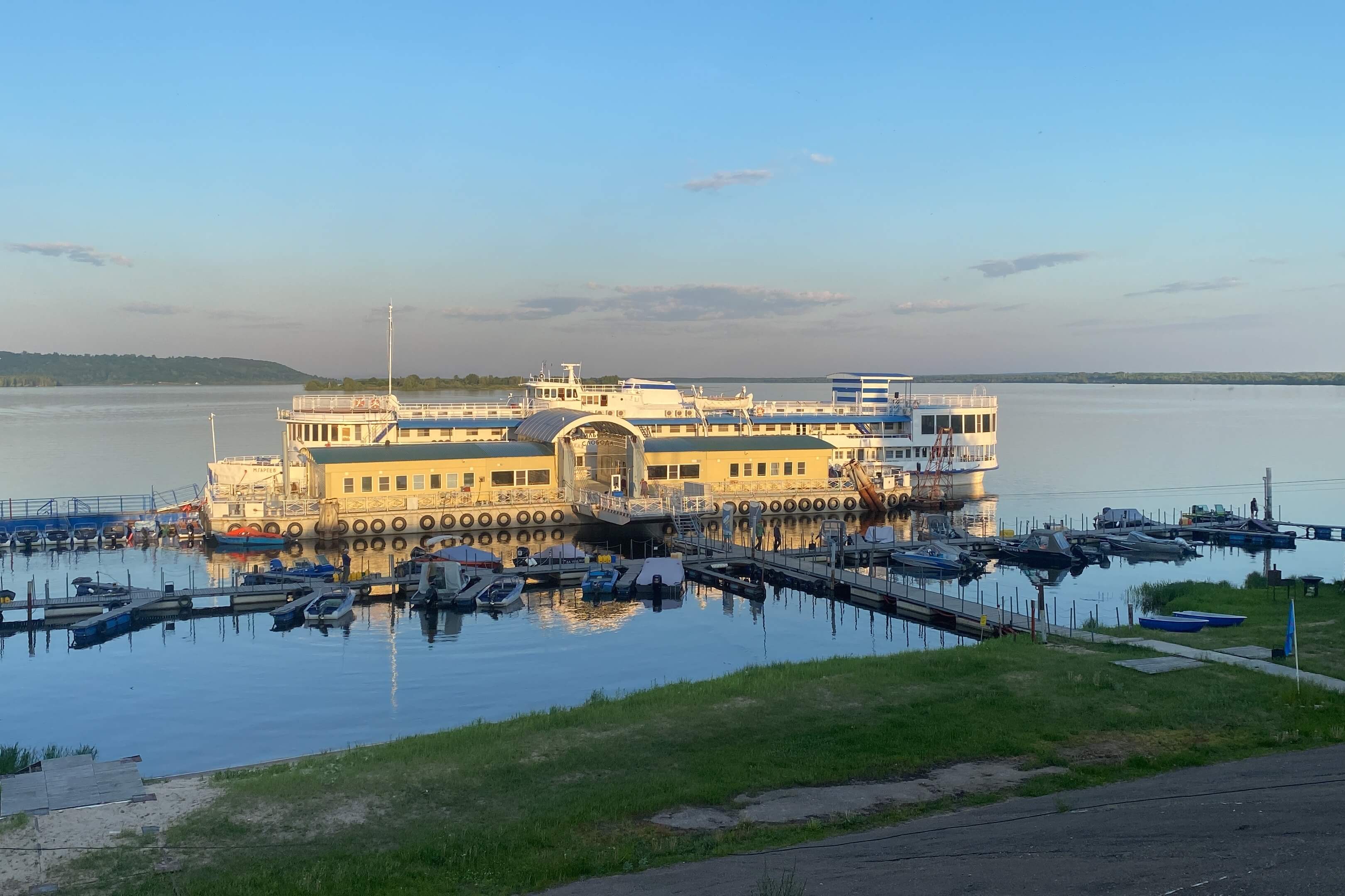 Отличное место для отдыха "на воде"!