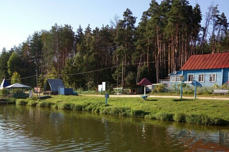 Старая, советская турбаза.