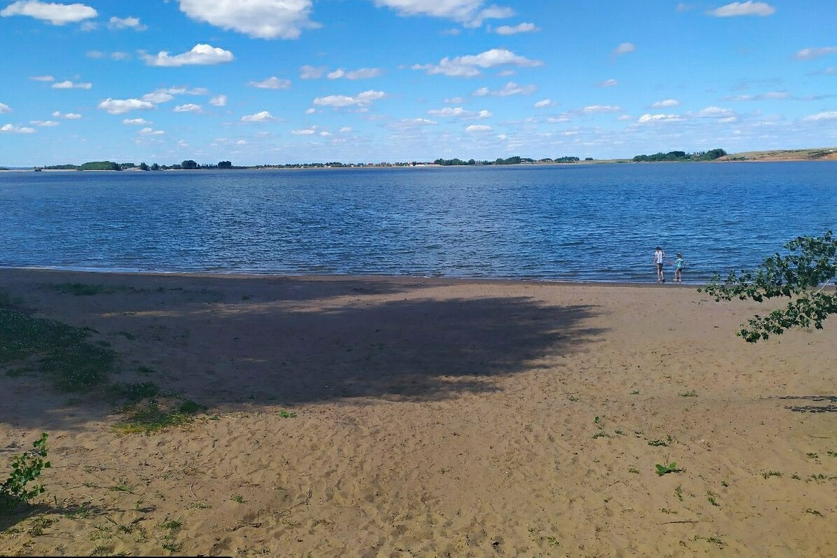 Пляж. Бескрайние просторы Димитровского моря.