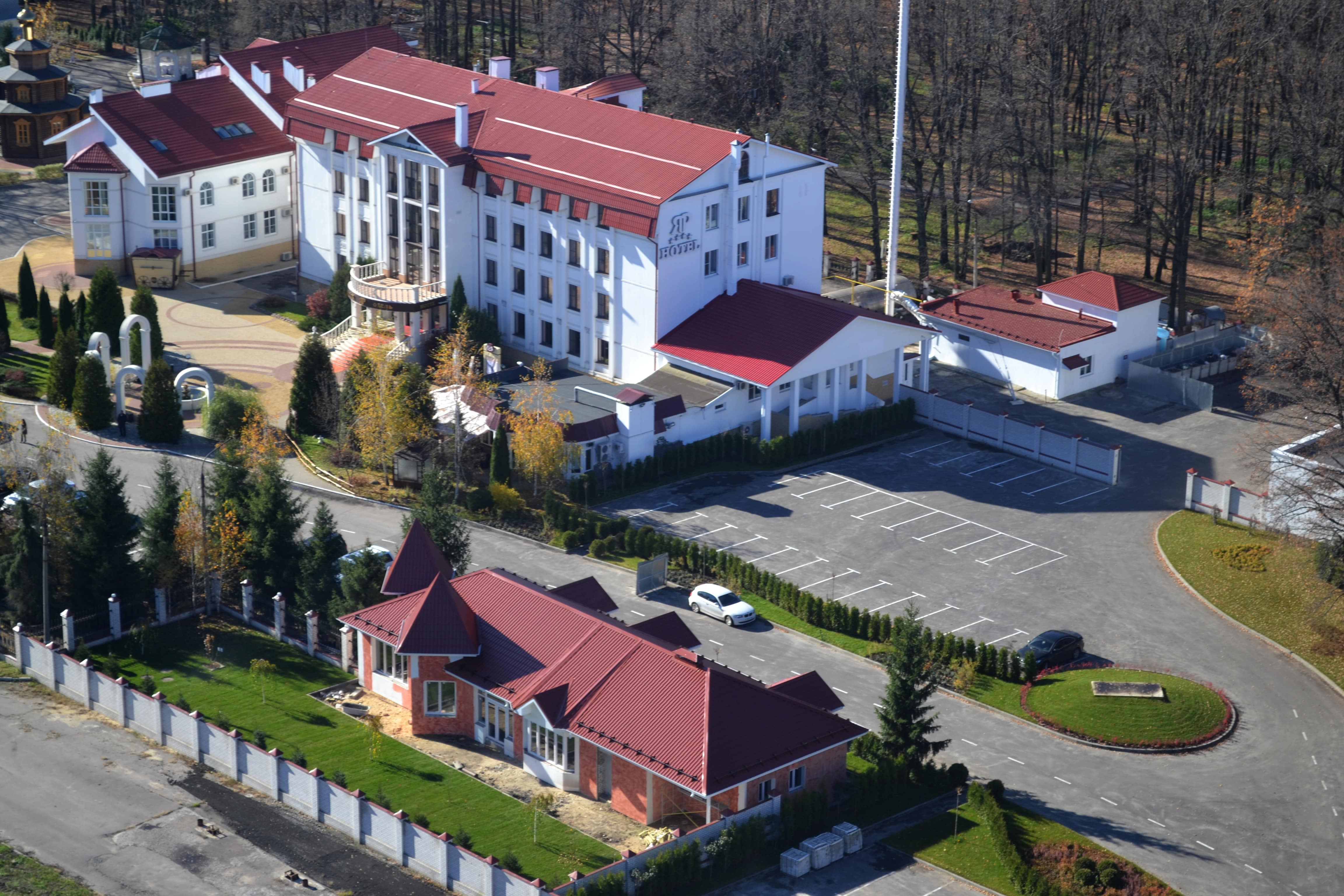 Яр Hotel & SPA. Панорамный вид на территорию комплекса.