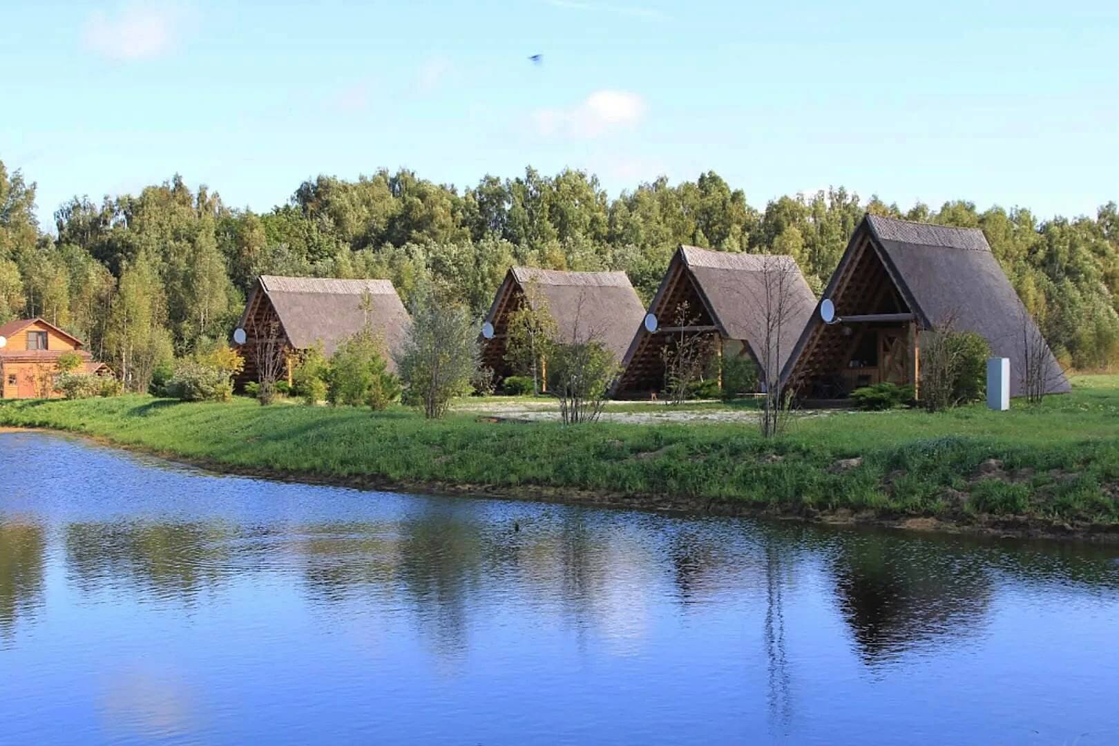 Эко-домики в КСК «Ренессанс».