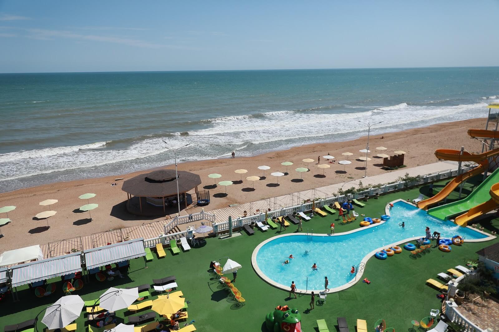 Отель Golden Beach 4* (Дербент).